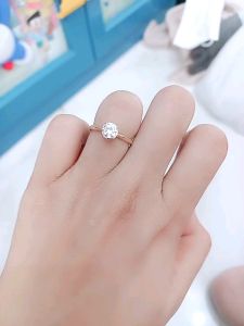 Cincin Solitaire Wanita: Memahami Perak Asli Silver925 & Fashion Lapis Emas