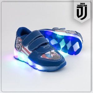 Sepatu Sneakers Lampu LED Anak Balita Cowok Motif Captain Amerika / Sepatu Kets Anak usia 1 2 3 4 5 6 tahun Karakter Avenger / Sepatu MENYALA Anak Laki Laki Fashion Sport / Sepatu Baby Casual Pria Sol Menyala / Sepatu Running Anak Superhero Murah Trendy