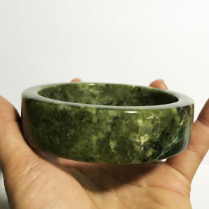 [HCM]Vòng tay vuông bản to 3 cm cho nam đá tự nhiên màu xanh cẩm thạch của Việt Nam nhiều size ( 6.1-7.1cm)