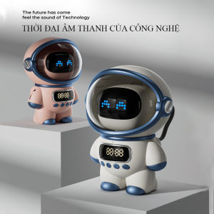 Loa bluetooth phi hành gia loa không dây kiểu dáng mới trang trí góc làm việc hiển thị đồng hồ báo thức. Bảo hành 1 năm trên toàn quốc đổi mới trong 7 ngày đầu nhận hàng nếu có bất kỳ sai sót nào đến từ nhà cung cấp.