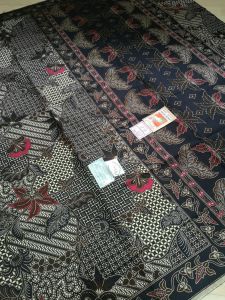 Sarung Batik Wanita Daun Dewa Super