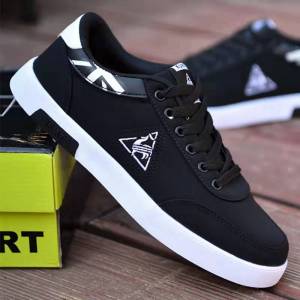 New spring mens casual canvas shoes versatile low-top flat shoes breathable trendy sports sneakers for students