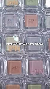 Phấn tạo khối dạng bột 2aN Pure Glass Highlighter ND02 Clear – Cho lớp nền bóng mượt như thủy tinh giúp da có vẻ rạng rỡ tự nhiên. Công thức dễ dàng tạo kiểu bền màu nhẹ (0.8oz)