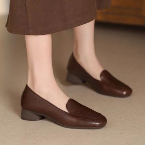 Free Shipping Retro Soft Leather Loafers For Women Featuring A Chunky Heel Slip-On Design And A Low Shallow Toe – A New Spring Collection