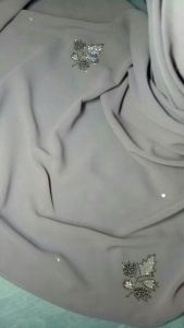 Tudung Shawl manik corak MAPLE LEAF