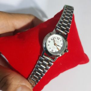 Đồng hồ nữ Hang watch  second hand si nhật- đã qua sử dụng