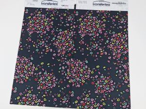 Charlie fabricผ้าตัวอย่าง ลาย KISS พิมพ์ลายคมชัดสีสดสวยคุณภาพดีใส่สบายมีของส่งไวผ้าลายน่ารักผ้าหลาผ้าเมตรผ้ามัสลิน