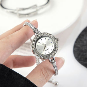Jam Tangan Serut Mewah Gelang Serut Wanita Analog Quartz Adjustable Anti Air