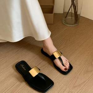 [Free Shipping] 2026 Workplace Commuting Elegant Square Buckle Flip-Flops For Women Summer Square-Toed Non-Slip Sandals For Outdoor Work Wear