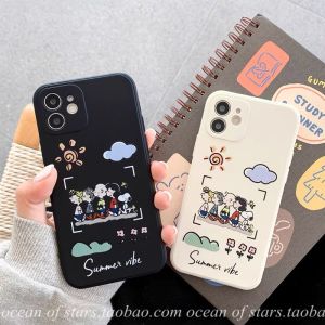 เคสซิลิโคนลายการ์ตูน ขอบตรง Snoopy สนูปปี้ เคสซิลิโคนลายการ์ตูน iPhone 14 Plus 6s 7 8 Plus+ X XR XS Max 11 Pro Max 13 Pro Max Mini 12 14 Pro Max Mini Case เคสไอโฟนลายแถบข้าง