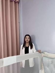 กันตกเตียง  ที่กั้นเตียงเด็ก 6ฟุต ที่กั้นเตียง กันตกเตียงเด็ก กั้นเตียง คอกกั้นเตียง ที่กั้นเตียงเด็ก กันตกเตียง ราวกั้นเตียง ฐานรองไม่ทับซ้อนกัน สามารถใช้กับเตียงขนาด 4 ฟุต/5 ฟุต/6 ฟุต เป็นต้น