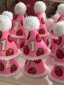 Bé gái 1st mũ tiệc sinh nhật vải nỉ lễ hội lễ kỷ niệm Mũ trang trí độc lạ chụp ảnh đạo cụ cho vòi hoa sen bên