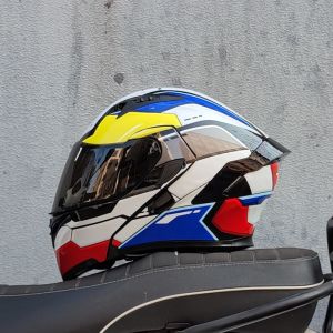 Full Face Helmet Motorcycle Electric Bicycle Helmet Unique Tail-Fin Bluetooth Motorcycle Helmet Electric Motorcycle Helmet