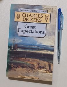 Preloved Wordsworth Classics * GREAT EXPECTATIONS by Charles Dickens