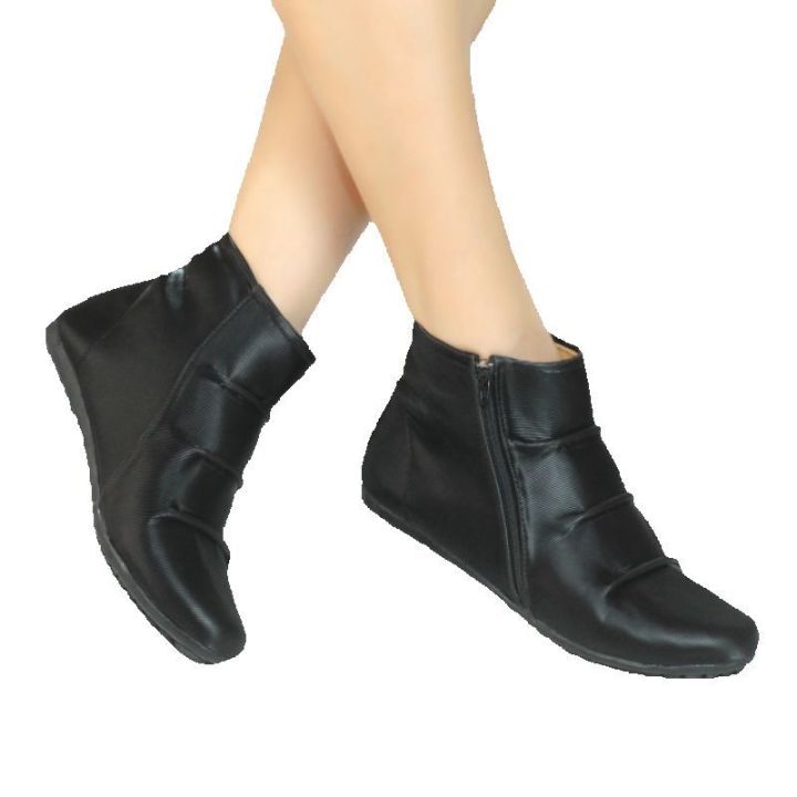 Sepatu Boots Wanita Flat Sol Karet