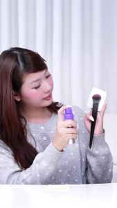 Xịt Rửa Cọ Khô VACOSI Làm Sạch Nhanh Chóng Giữ Lông Cọ Mềm Mịn Makeup Cleanser Kit Chai 60ml - - Duy trì độ đàn hồi và kéo dài tuổi thọ của cọ trang điểm.  - Hỗ trợ hạn chế vi khuẩn và mùi mỹ phẩm cũ trên cọ.  - Phù hợp cho cả cọ lông tự nhiên và cọ lông