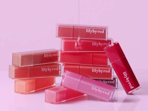 lilybyred Bloody Liar Coating Tint Korean Glossy Lip Stain Vivid & Juicy Color Syrupy Shine Moisturizing Long-Lasting & Smudge-Proof Non-Sticky Lightweight 0.14 oz. (01 Soft Apricot)