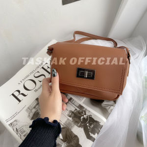 NEW - Tas Wanita Selempang Terbaru Tahun 2023  Bahan Kulit PU Premium - Tas Slingbag Wanita Muat Hp Tali Bisa di sesuaikan Dan Bisa COd