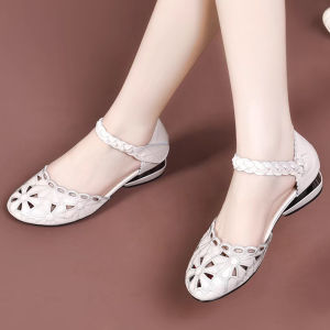 [Free Shipping] WomenS Hollow Sandals 2025 Summer Embroidered Hollow Round-Toe Flat Sandals Comfortable Soft Sole Ethnic Style Woven Loafers