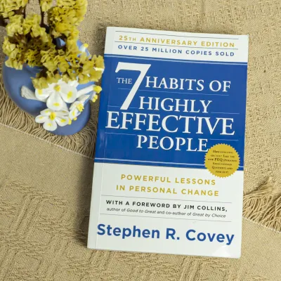 The 7 Habits of Highly Effective People English book : Transforming Your Life through Personal Development and Success Strategies