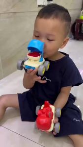 Oldlaiben Cute Press Go Dinosaur Car with Whistle Magnetic Mini Dinos Inertia Toy  Kids Gift Mainan