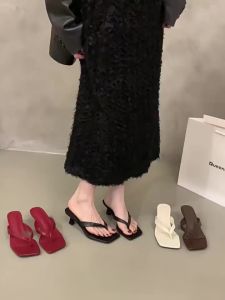 [Free Shipping] Thin-heeled red high-heeled flip-flops for women suitable for outdoor wear 2026 summer sandals