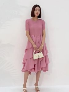 ชุดเดรสทรงหลวมอัดพลีทใหม่ชุดเค้กแขนแขนสั้นคอกลมสีทึบสลิมมิ่งอเนกประสงค์ #20240672