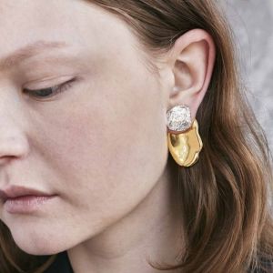 ARTMU Fashion Irregular Texture Earrings Personalize Light Luxury Womens Earrings New Temperament Ear Studs Women