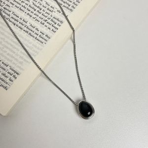 Simple silver water drop titanium steel necklace for women non-fading light luxury niche high-end long style suitable for pairing with hoodies and sweaters