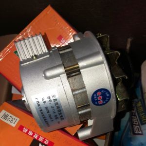 Máy phát tự phát điện không cần thêm tiết chế 12V.