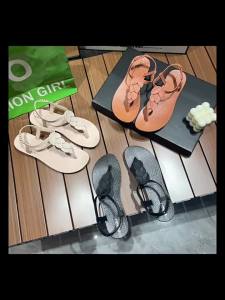 [Free Shipping] Summer New Style Flip-Flop Flat Sandals For Women Fashionable Casual Student Hollow-Out Beach Large Size Roman Sandals