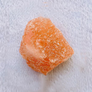 ACACIA Sg Premium Rock Salt Natural Himalayan Rock Salt Blocks Chunks Salt Rock Salt Lamp Bowl Salt Mine Detox Salt Rock Salt Spa 500g/pack