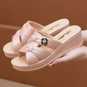 [Free Shipping] 2026 New Thick-Soled Outdoor Mom Slippers for Women Summer Versatile Non-Slip Wedge Slippers Lightweight Slide Sandals