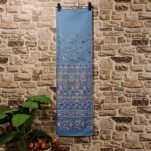 183.ผ้าไหมแกมฝ้าย ผ้าทอทั้งผืน ลายแพรวาฉัตรสวรรค์ สีฟ้า