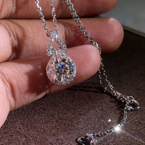 Popular 2 Carat Moissanite Gourd Pendant Classic Four-Prong Round Diamond-Studded Necklace Clavicle Chain for Women