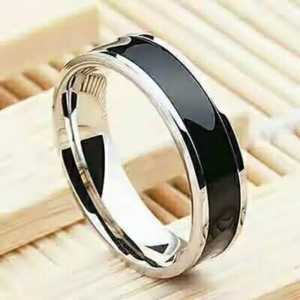 Cincin Titanium Cincin Pria Hitam List Perak