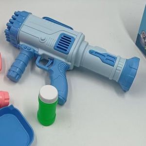 The ROCKET BOOM ปืนของเล่นเป่าฟอง 32 รู มีน้ำยาแถมให้ 1 ขวด ปืนฟองบับเบิ้ล Bubble gun แบบใช้มือจับ ปืนพ่นฟองสบู่ ปืนยิงฟองสบู่ เครื่องพ่นฟองสบู่