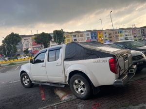 Nissan  Navara NP300  D40 Canvas UV Protection 4 x 4 Truck Top Quality