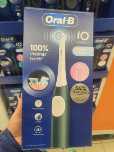 Bàn Chải Điện cao cấp Oral-B Io3s - Thiết kế đẹp 2 nút bấm và máy kêu êm hơn dòng Oral-B Pro series