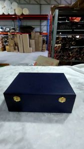 กล่องใส่พระ 2ชั้น 36ช่อง 54ช่อง กล่องใส่ของ 250