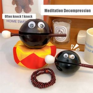 ONFIN ปลาทำจากไม้ ปลาไม้ขนาดเล็ก เพอร์คัชชัน รูปร่างสัตว์รูปร่าง เครื่องประดับแกะสลักไม้ ของเล่นจี้ไม้แกะสลัก กับตะลุมพุก เครื่องเพอร์คัชชัน ทารก/เด็ก/เด็ก/เด็กวัยหัดเดิน