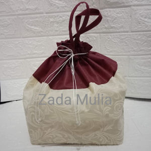 12 pcs Tas Hajatan Serut Embos SPUNBOND TEBAL ukuran 22x23x28 cm - goodie bag box souvenir kado