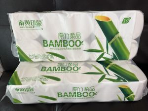 ทิชชู่ม้วนไร้แกน 5 ชั้น ไผ่เขียว Bamboo 1 แพ็ค มี 10 ม้วน น้ำหนักรวม 1.1 กก ปรับปรุงคุณภาพหนานุ่มขึ้น ซับน้ำดีมาก