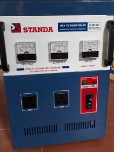Ổn Áp Standa 10KVA DR-I dải 50-250V  THẾ HỆ MỚI CÓ 3 DỒNG HỒ VÀ 2 Ổ CẮM