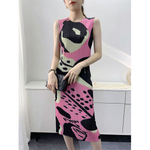 NOVA quality⭐Miyake high-end temperament age-reducing vest pleated skirt  summer slim and slim pleated dress