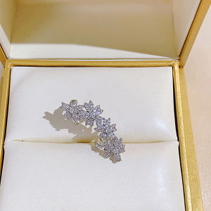 [fenggongshuode] 1Pcs Trendy Simple Zircon Flowers Ear Clip Earring Without For Women Sparkling Ear Cuff Clip Party Wedding Jewelry Gifts