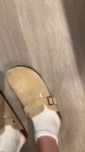 Comwarm Fashion Mens Suede Mules Slippers New Women Clogs Cork Insole Sandals With Arch Support Outdoor Beach Slides Home Shoes