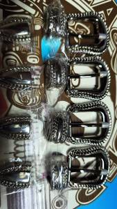 หัวเข็มขัดCOWBOYมุขขนาด1นิ้วหนาหนักสวยซิ้งสีเงินเงาเแบรนด์guns-n-roses