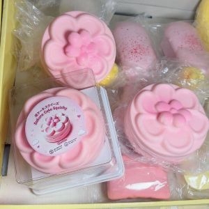 Squishy Cherry Blossom Cake Bread Squeeze Toy Soft Stress Relief Toys Slow Rising Sensory Fidget Toy for Anxiety ADHD Adults Squeeze Toy