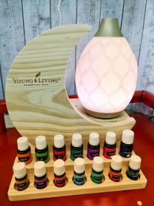 *Ready Stock* Moon Shape Display Rack for YL Diffuser and Essential Oil / Moon Shape w 14 EO Holes + Free Sticker